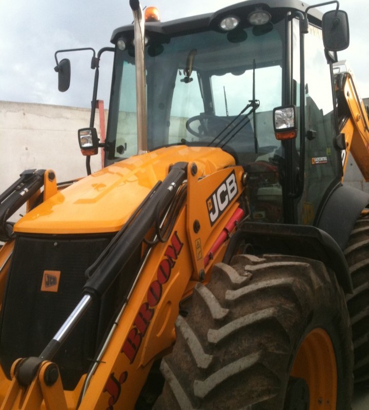KJ Broom plant hire Honiton and East Devon